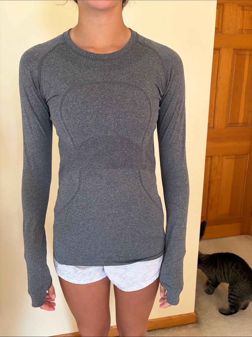 lululemon athletica Heather Gray Long-Sleeve Swiftly Seamless Active Top